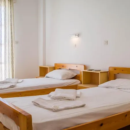 Hotel Monolithos Hotel 2*