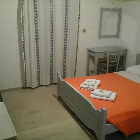 Monolithos Hotel Monolithos (Santorini)