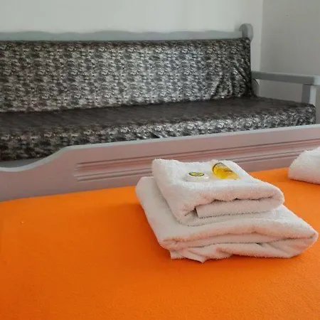מלון Monolithos Hotel מונוליתוס